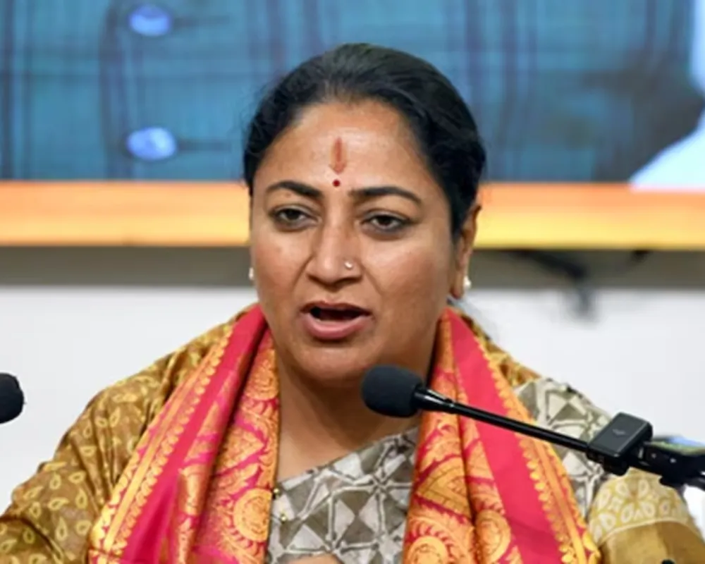 Delhi CM Rekha Gupta Attacked at Jan Sunwai