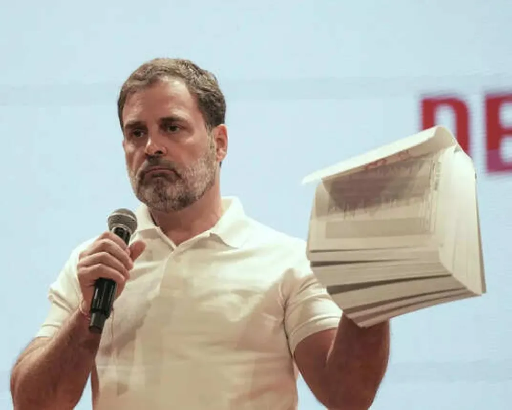  EC vs Rahul Gandhi: The "Vote Chori" Standoff